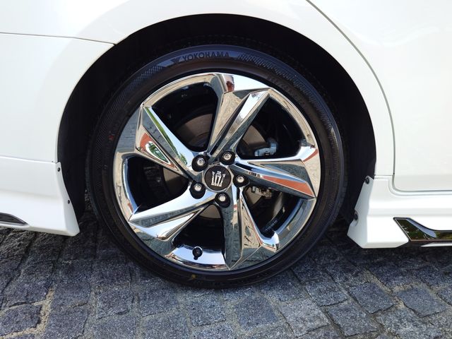 TOYOTA CROWN sedan hybrid 2019