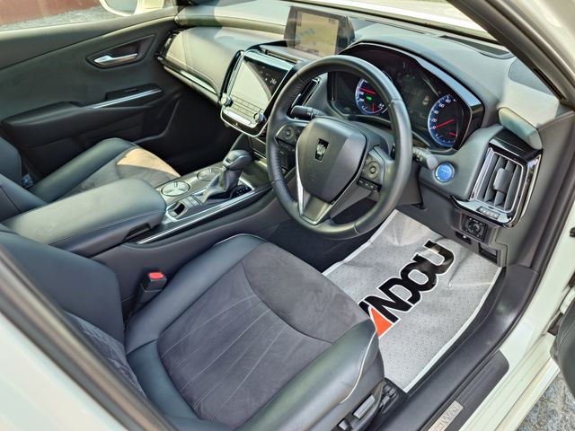 TOYOTA CROWN sedan hybrid 2019