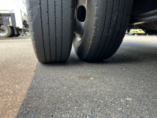 MITSUBISHI CANTER 2021