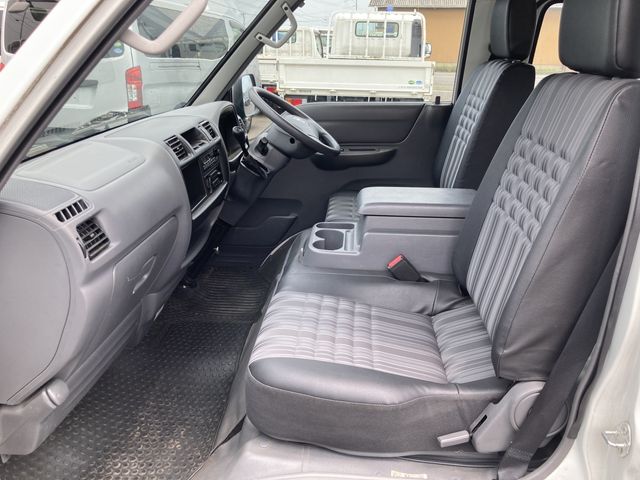 MAZDA BONGO van 1.15t 2WD 2017