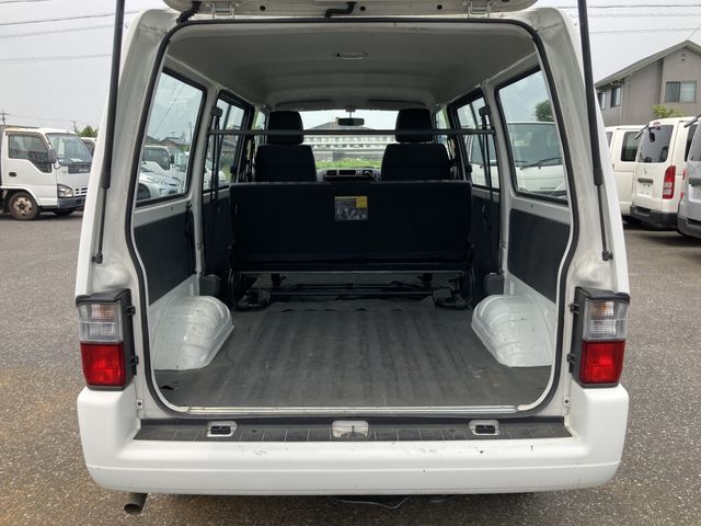 MAZDA BONGO van 1.15t 2WD 2017
