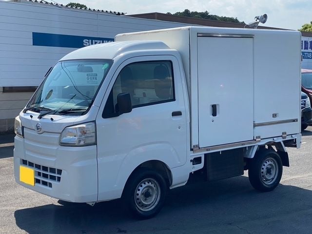 DAIHATSU HIJET truck 2015