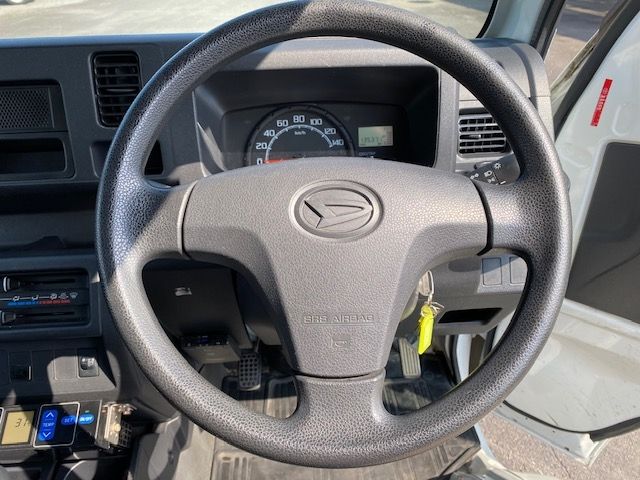 DAIHATSU HIJET truck 2015