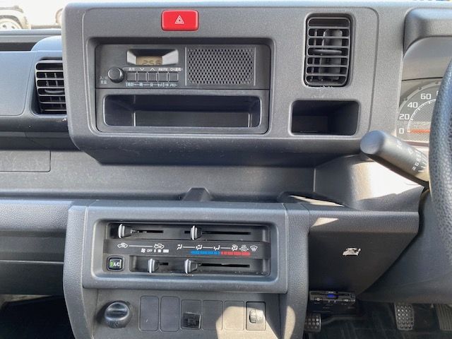 DAIHATSU HIJET truck 2015