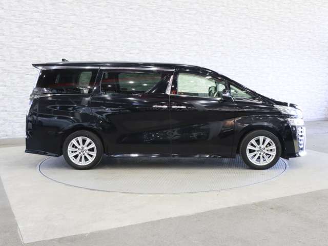 TOYOTA VELLFIRE 2018