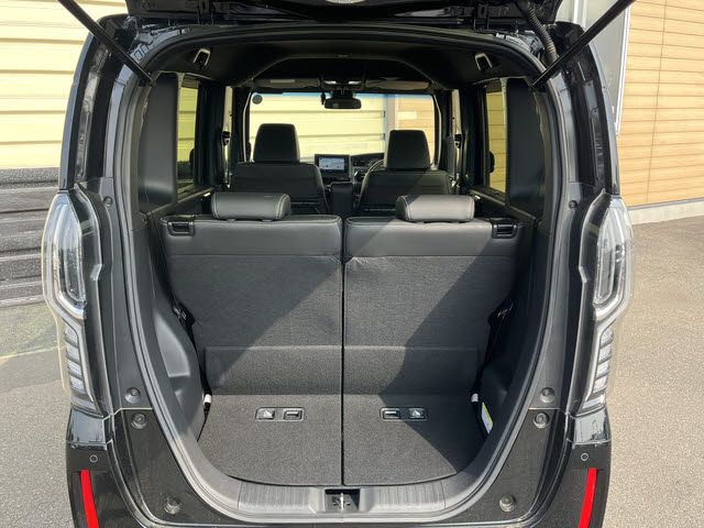 HONDA N BOX CUSTOM 2023