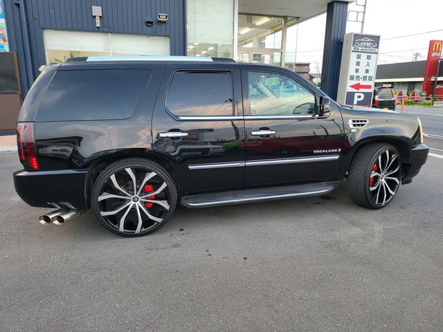 CADILLAC CADILLAC ESCALADE 2010