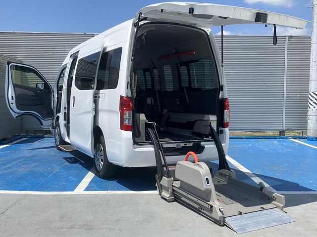 NISSAN NV350 CARAVAN 4WD 2017