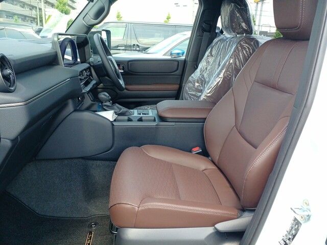 TOYOTA LANDCRUISER 250 2024