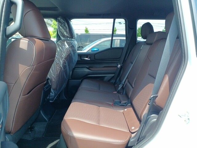 TOYOTA LANDCRUISER 250 2024