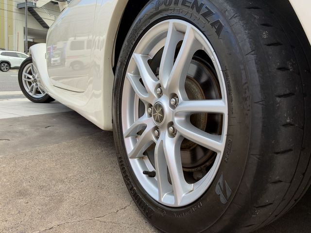 MITSUOKA Himiko 2009