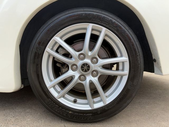 MITSUOKA Himiko 2009