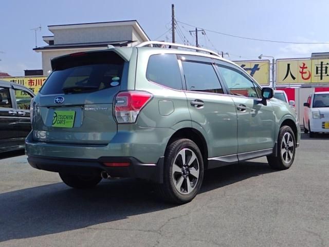 SUBARU FORESTER 2016