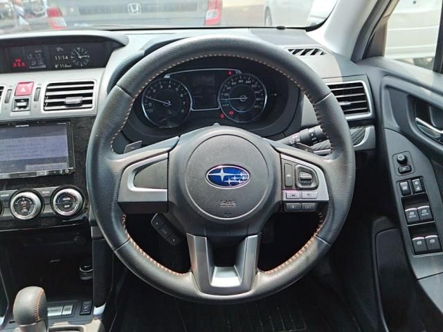 SUBARU FORESTER 2016