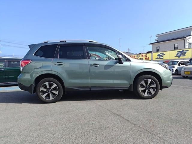 SUBARU FORESTER 2016
