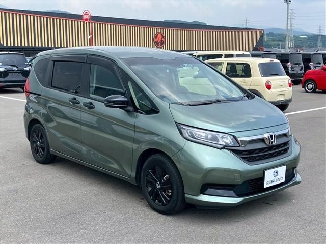 HONDA FREED HYBRID 2022