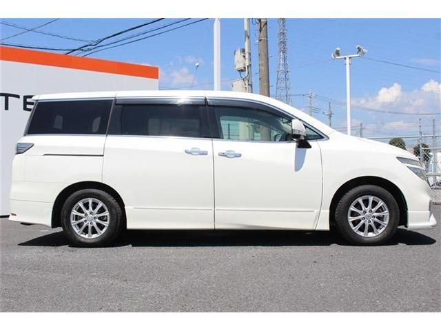 NISSAN ELGRAND 2015