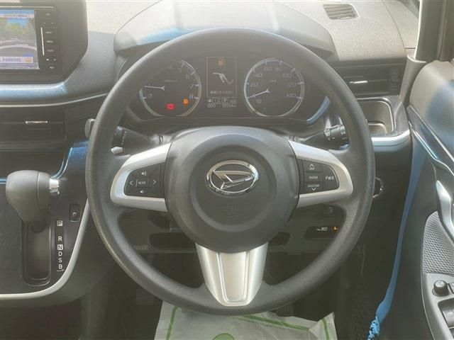 DAIHATSU MOVE CUSTOM 2015