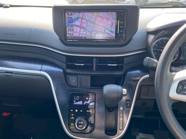 DAIHATSU MOVE CUSTOM 2015