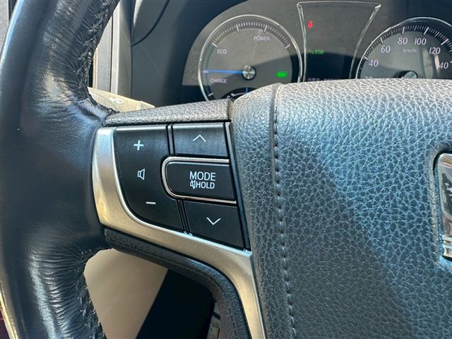 TOYOTA CROWN MAJESTA HYBRID 4WD 2015