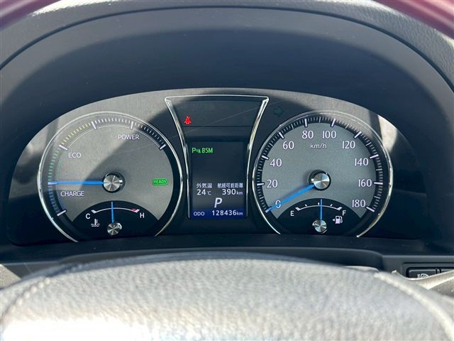 TOYOTA CROWN MAJESTA HYBRID 4WD 2015