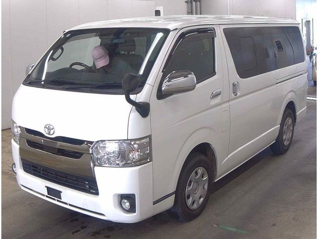 TOYOTA HIACE van 2WD 2020