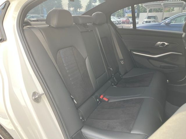 BMW BMW 3series sedan 2021