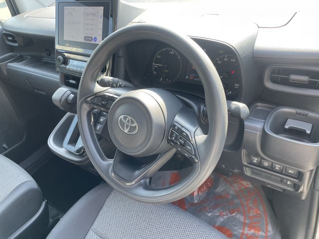 TOYOTA SIENTA HYBRID 2023