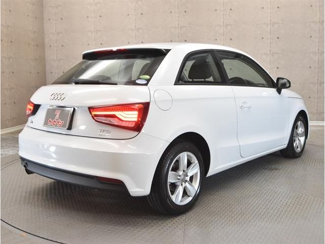 AUDI AUDI A1 2016