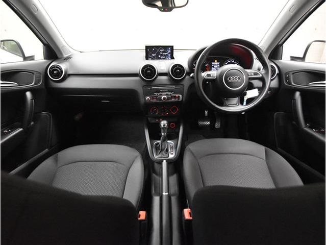 AUDI AUDI A1 2016
