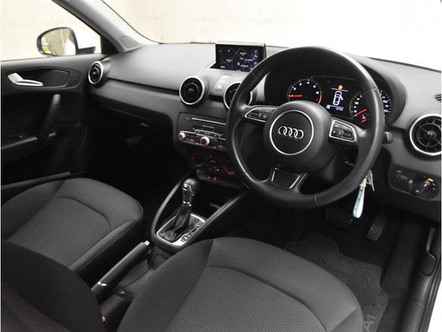 AUDI AUDI A1 2016