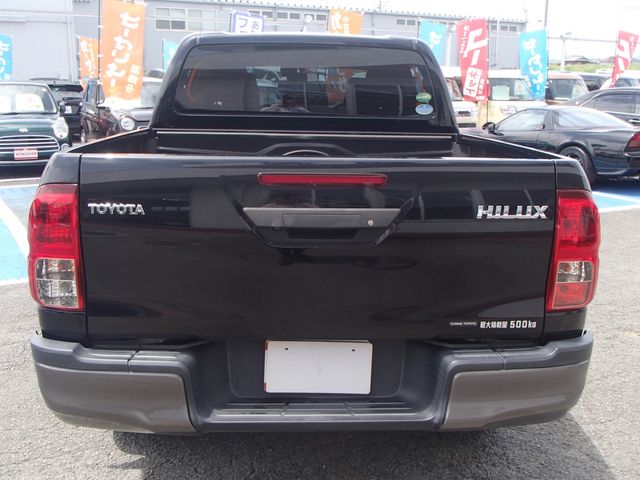 TOYOTA HILUX 4WD 2019