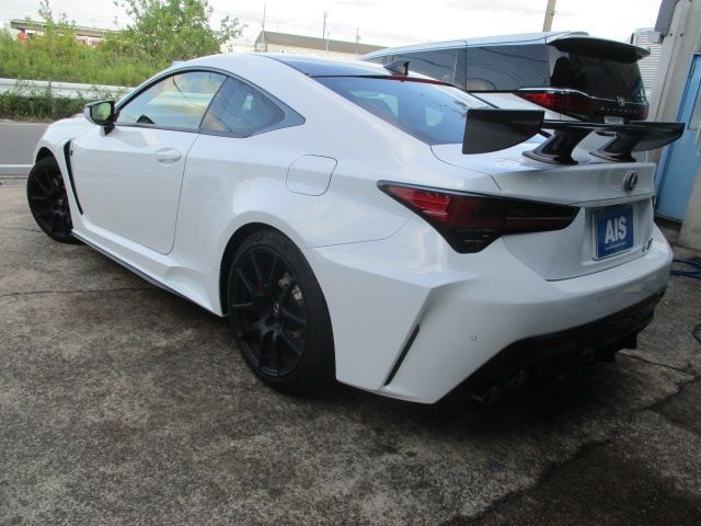 TOYOTA LEXUS RC F 2024
