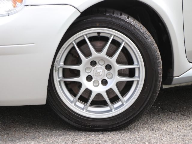 RENAULT RENAULT LUTECIA 2001