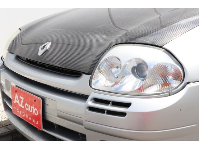 RENAULT RENAULT LUTECIA 2001