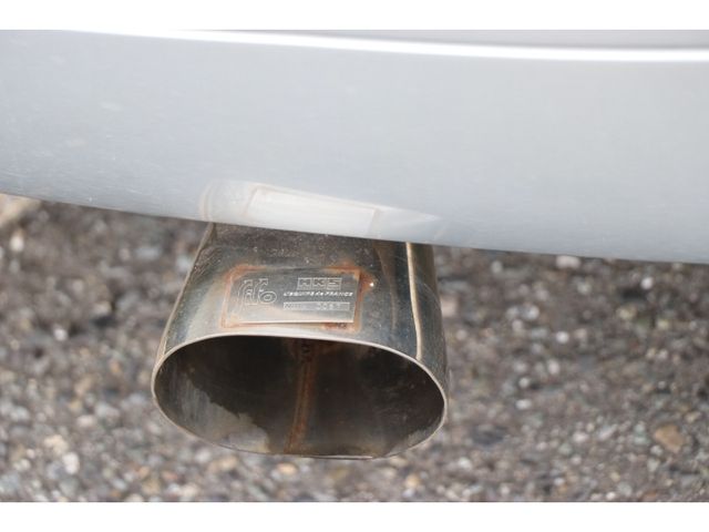 RENAULT RENAULT LUTECIA 2001