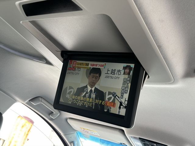 TOYOTA VELLFIRE 4WD 2018