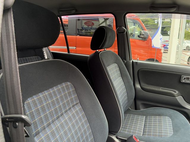 DAIHATSU MIRA GINO 4WD 2002