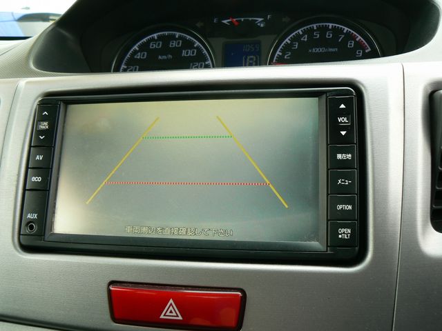 DAIHATSU MOVE CUSTOM 2011