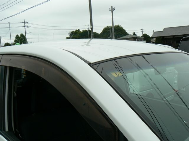 DAIHATSU MOVE CUSTOM 2011