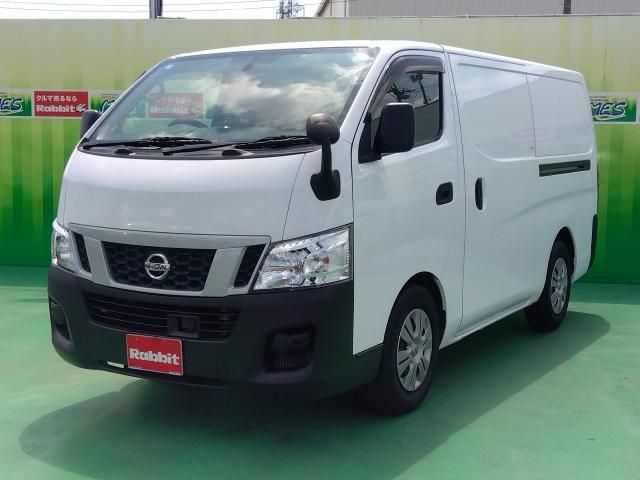 NISSAN NV350 CARAVAN 2017