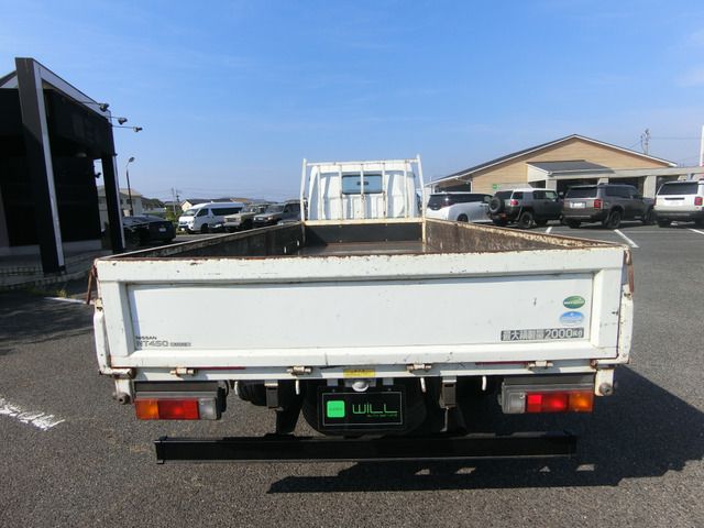 NISSAN NT450???? 2015