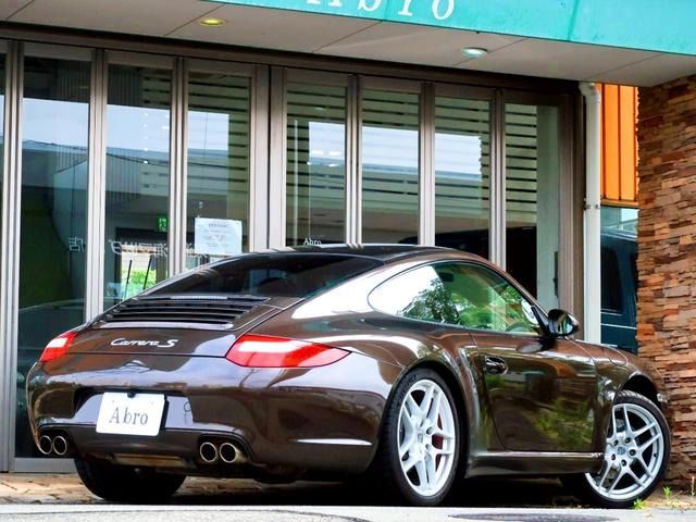 PORSCHE PORSCHE 911 2009