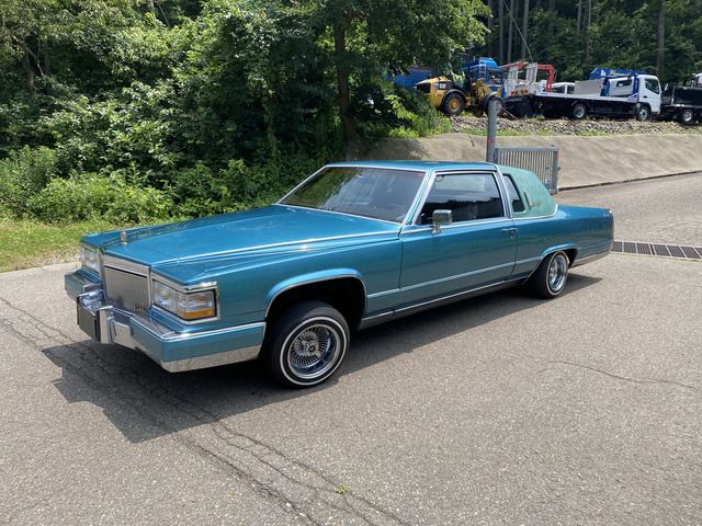 CADILLAC CADILLAC FLEETWOOD coupe 1999