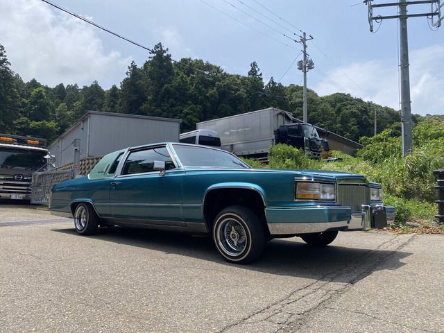 CADILLAC CADILLAC FLEETWOOD coupe 1999
