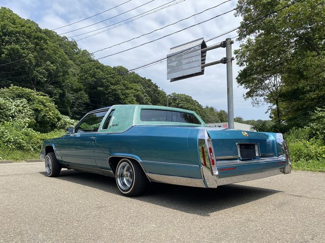 CADILLAC CADILLAC FLEETWOOD coupe 1999