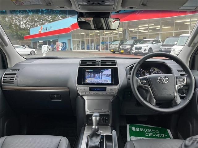 TOYOTA LANDCRUISER PRADO 2022