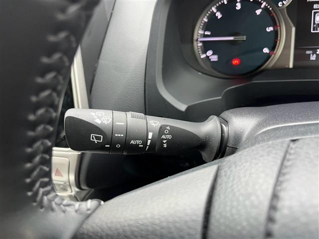 TOYOTA LANDCRUISER PRADO 2022