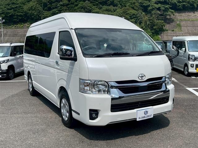 TOYOTA HIACE wagon 2025