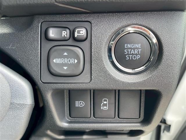 TOYOTA HIACE wagon 2025